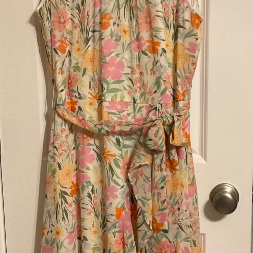 Chic Floral Midi Dress with Belt